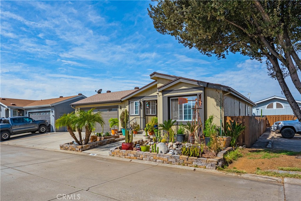 27250 Murrieta Road 170 Property Photo