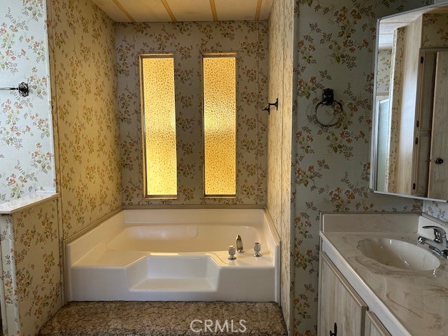 32600 Ca-74 63 Property Photo 20