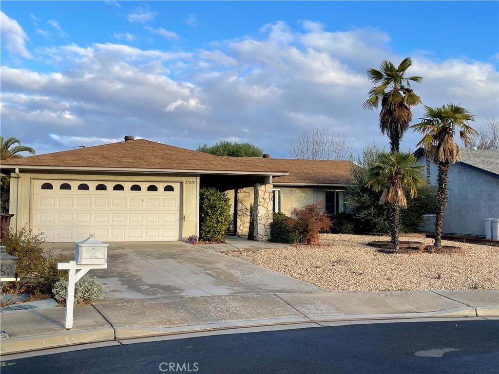 27028 Howard Street Property Photo