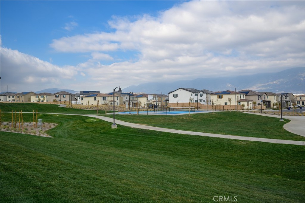 2414 Walker Street Property Photo 18