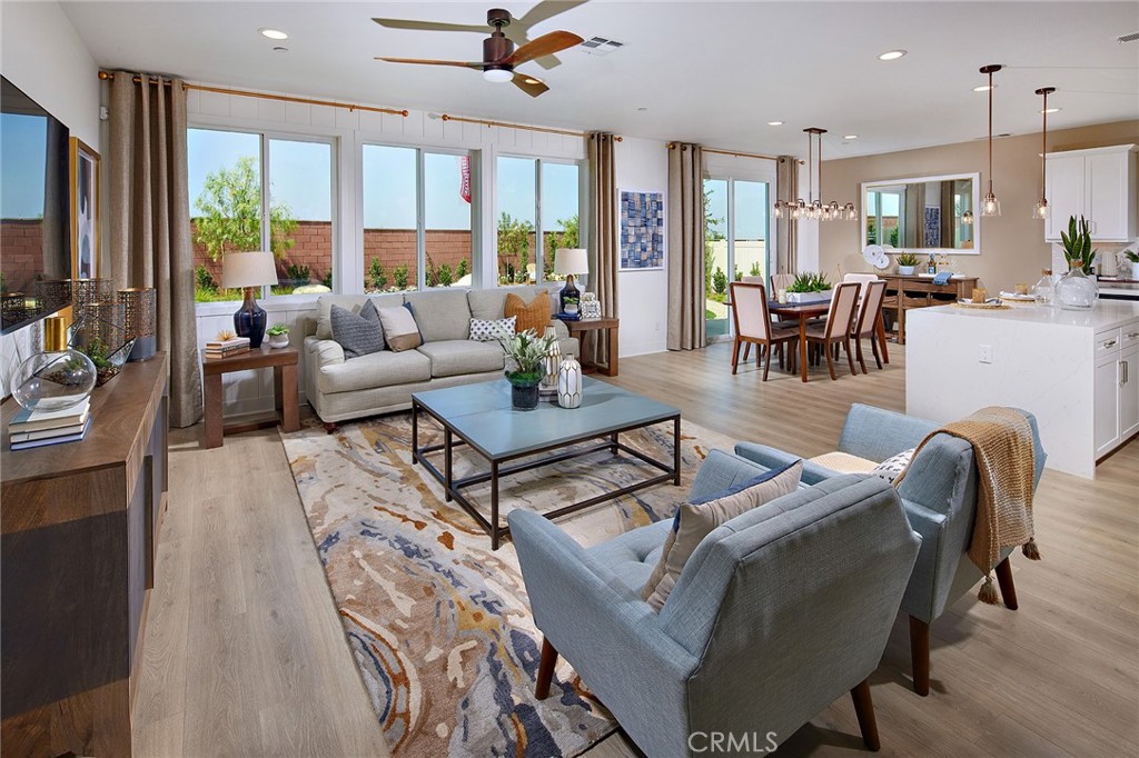 30987 Avenida Ramblas Property Photo 2