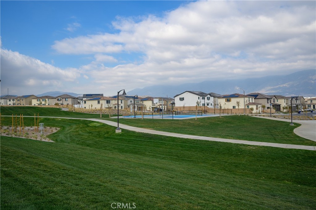 2437 Powell Drive Property Photo 16