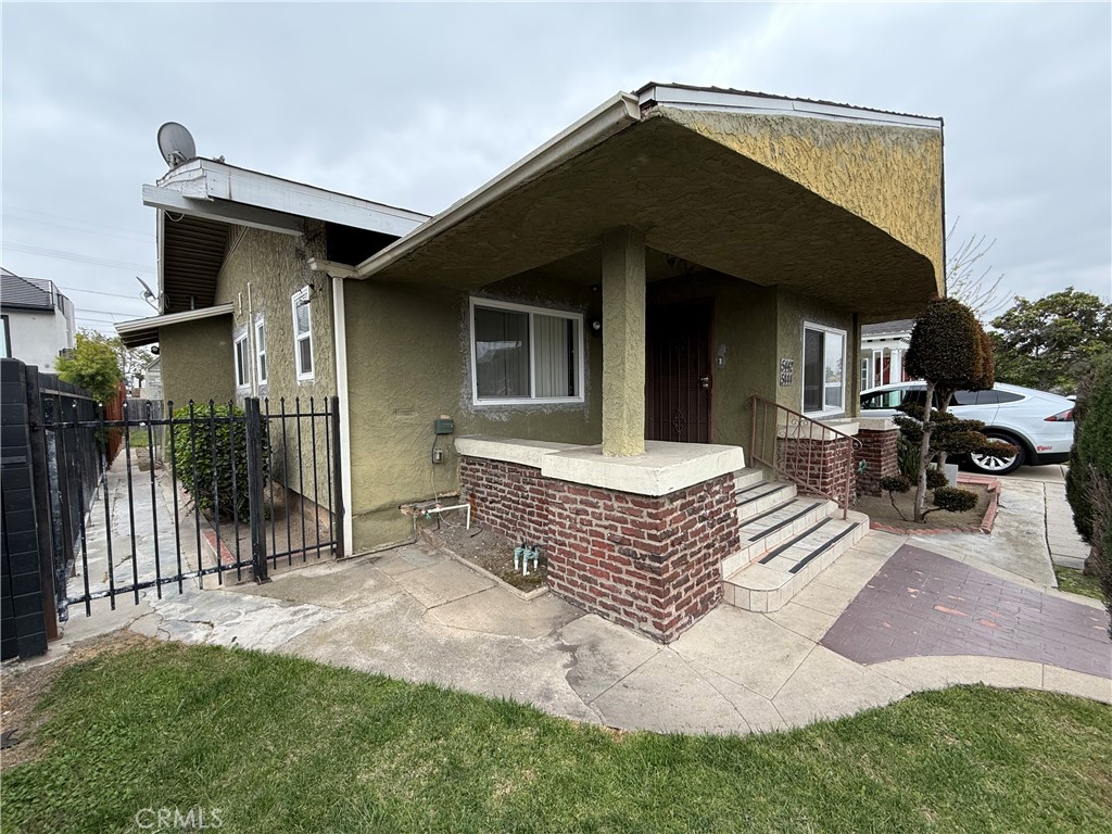 5442 6th Avenue Property Photo 1