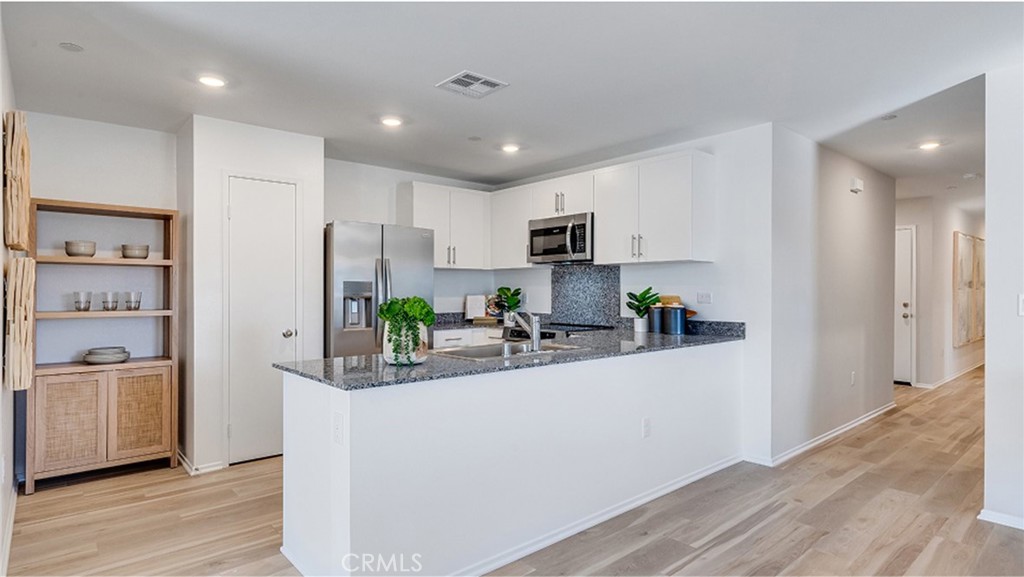 14284 Notre Dame Street Property Photo