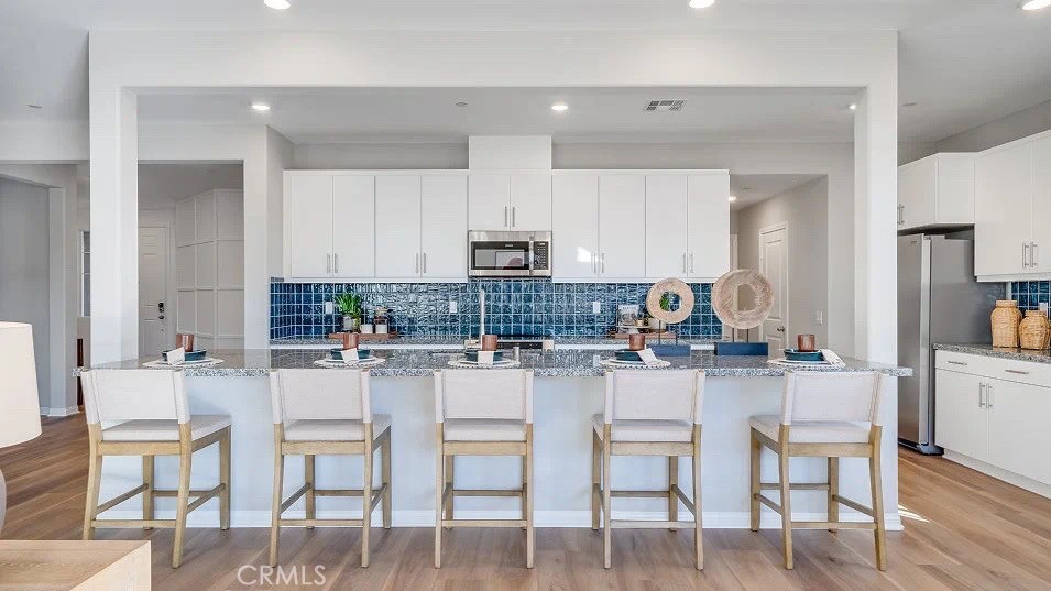 14126 Columbia Street Property Photo