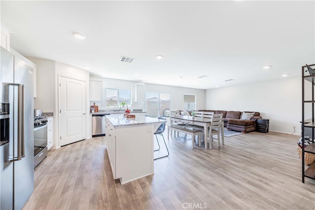 30779 Le Baron Court Property Photo 5