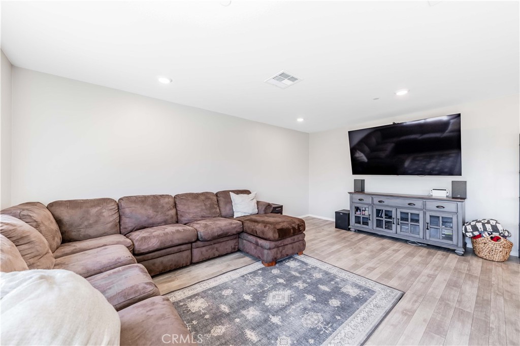 30779 Le Baron Court Property Photo 7