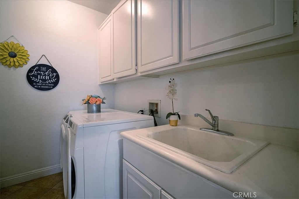 31961 Honeysuckle Circle Property Photo 17