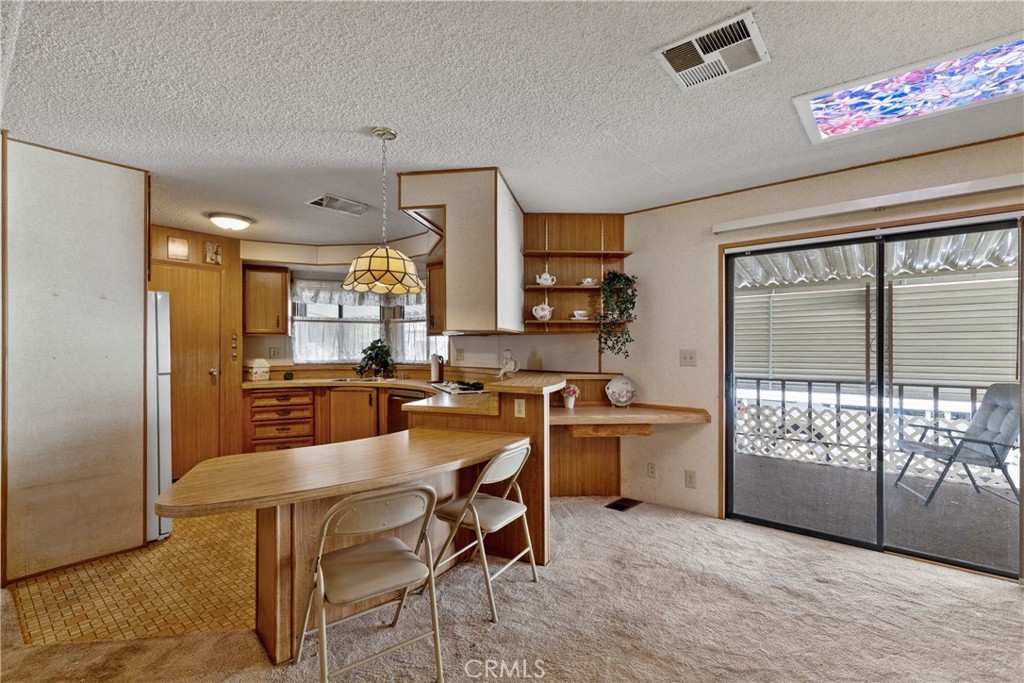 1300 W Menlo Avenue 215 Property Photo 7
