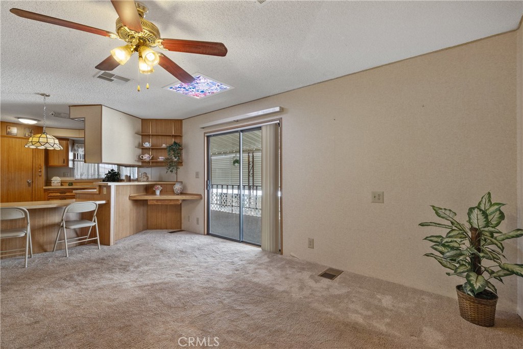 1300 W Menlo Avenue 215 Property Photo 12