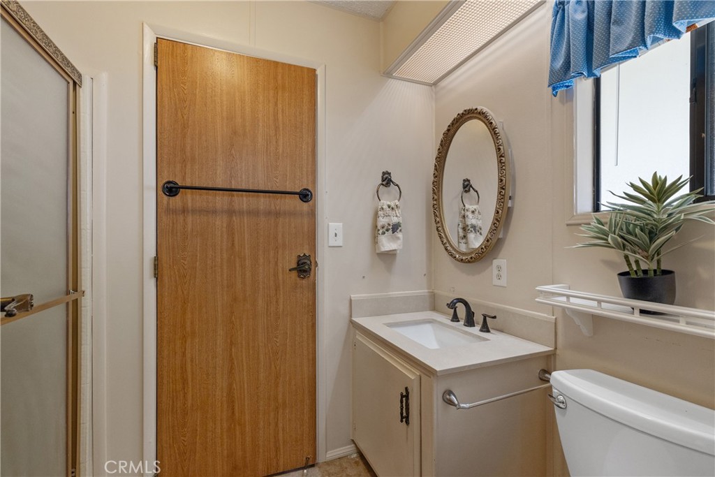 1300 W Menlo Avenue 215 Property Photo 20