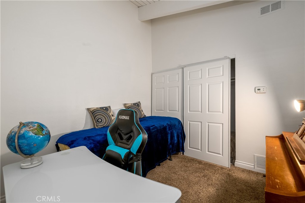 3274 Loma Riviera Drive Property Photo 10