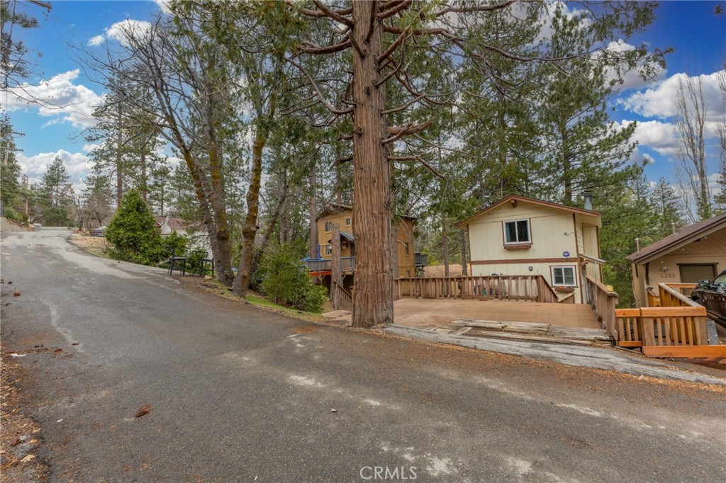 2368 Pine Drive Property Photo 1