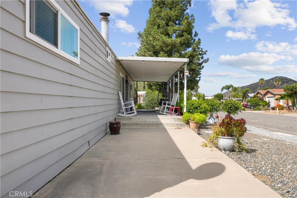 23011 Big Tee Drive Property Photo 4