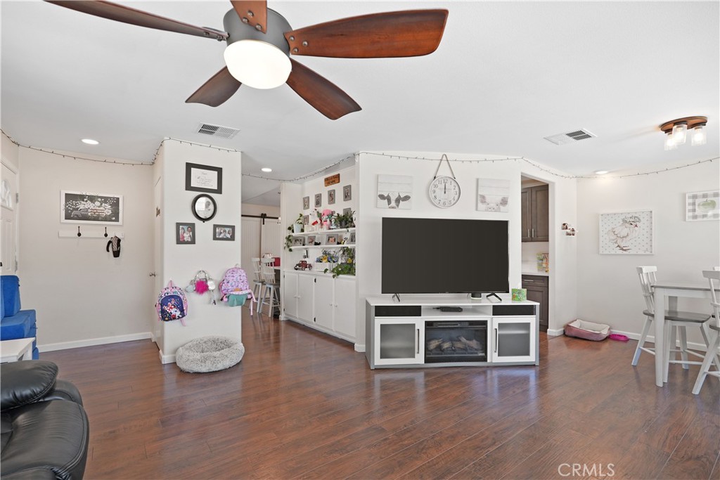 23011 Big Tee Drive Property Photo 16