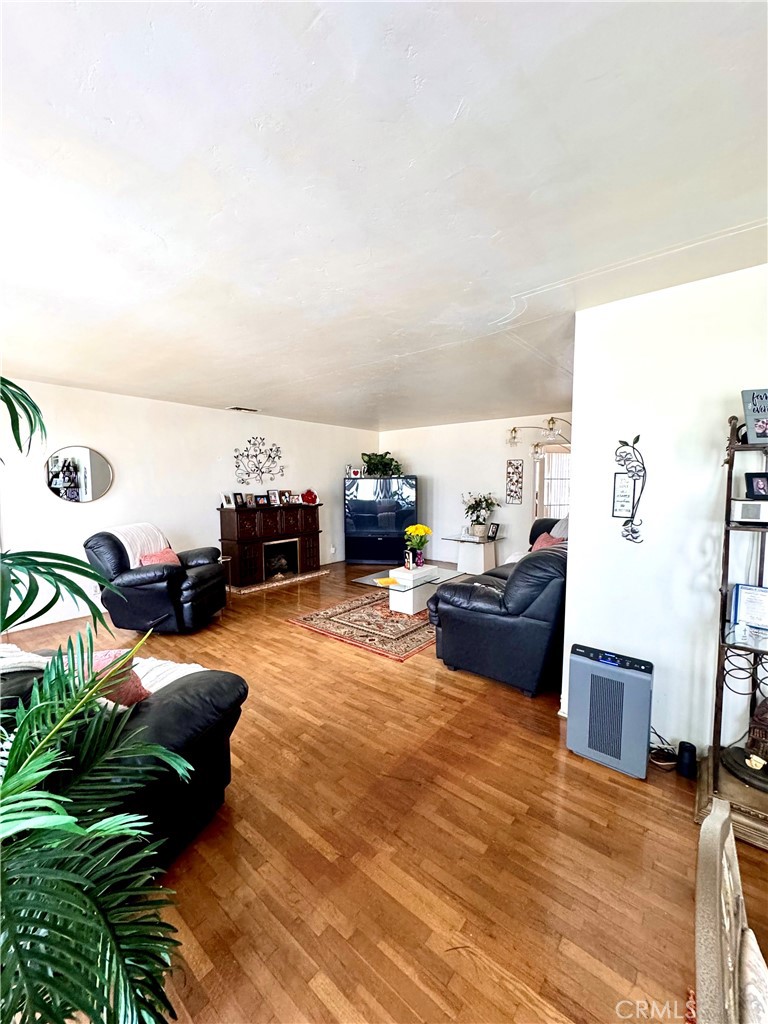 5214 Golden Avenue Property Photo 19