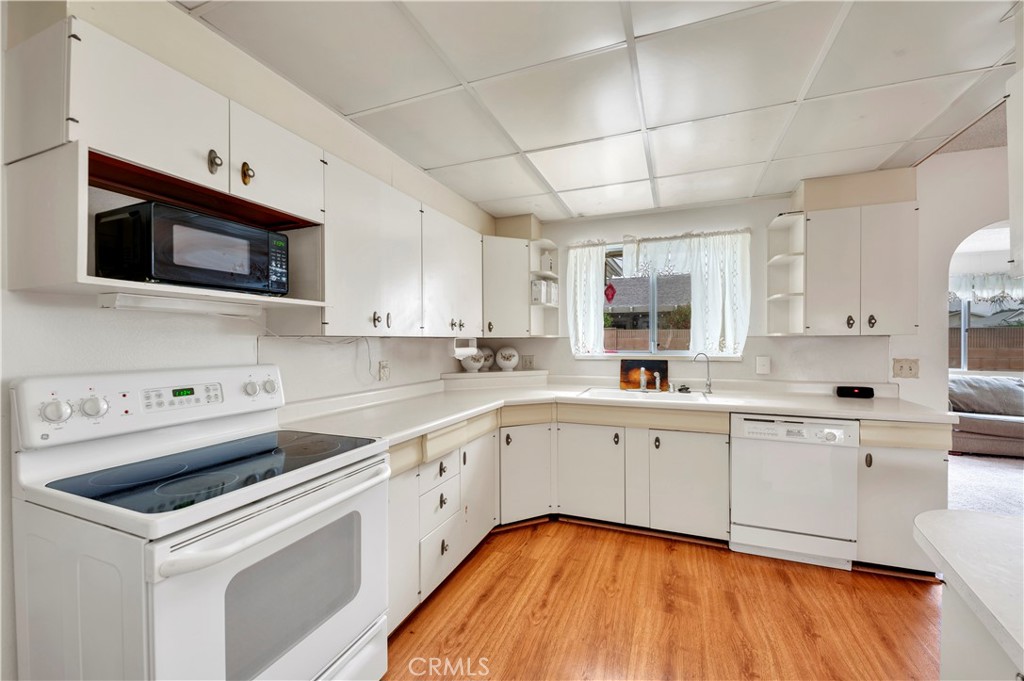 1520 Sandlewood Drive Property Photo 11