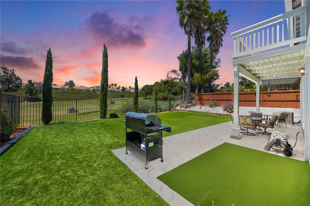 42049 Delmonte Street Property Photo