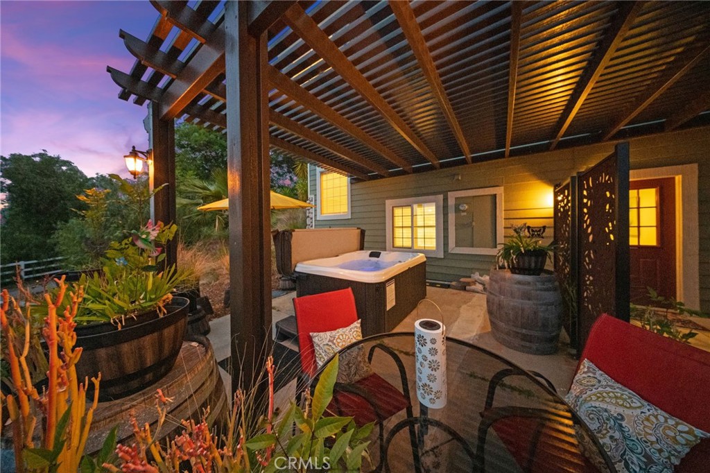 36350 Calle Poco Property Photo 11