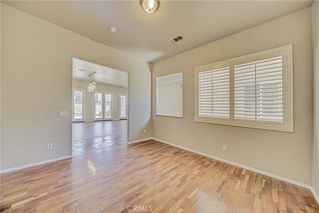43922 Carentan Drive Property Photo 14