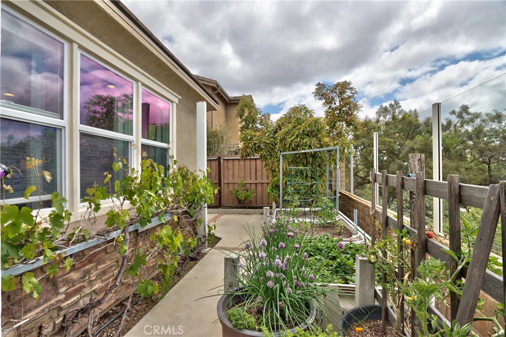 1931 James Gaynor Street Property Photo 9