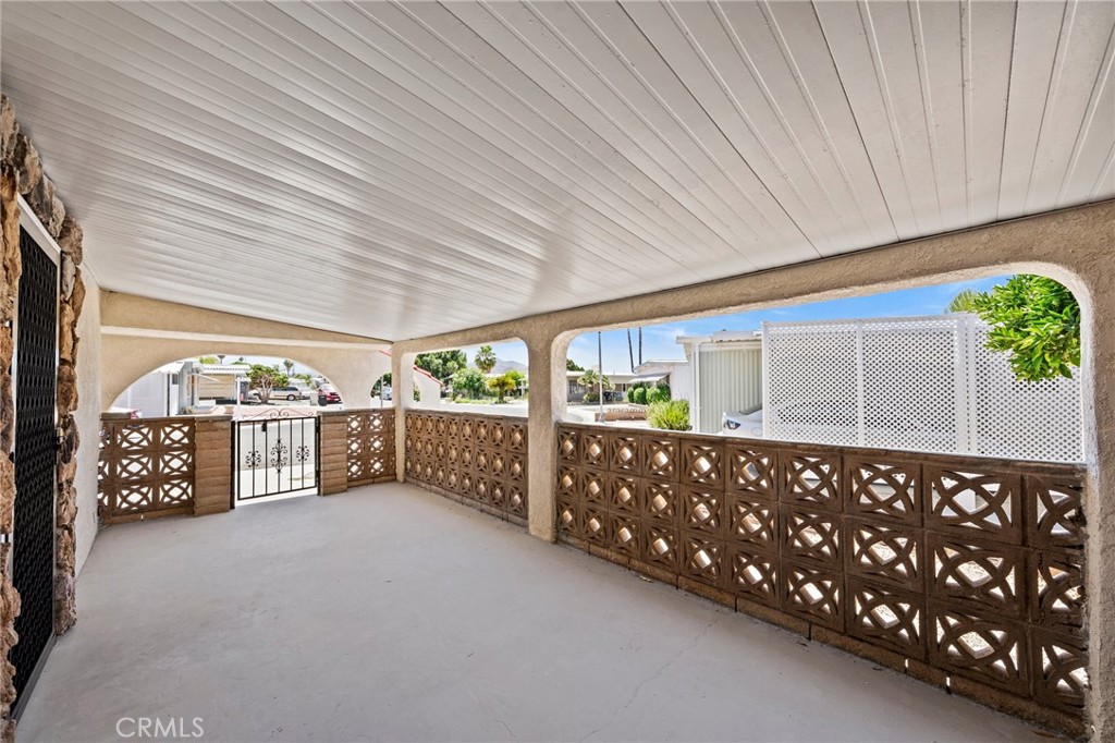 560 Santa Clara Circle Property Photo 2
