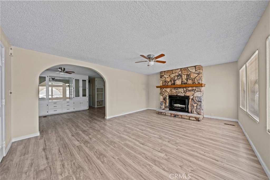 560 Santa Clara Circle Property Photo 4