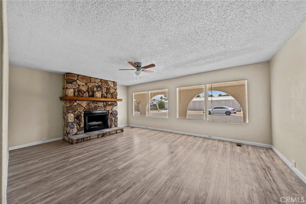 560 Santa Clara Circle Property Photo 5