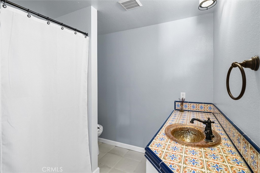 39680 Glenwood Court Property Photo 26