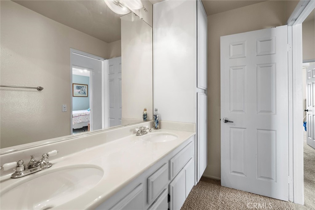 39680 Glenwood Court Property Photo 34