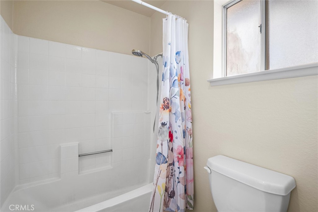 39680 Glenwood Court Property Photo 35