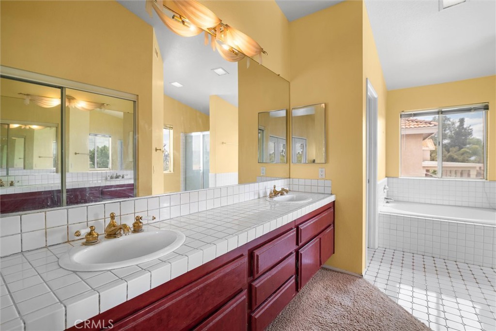39680 Glenwood Court Property Photo 37