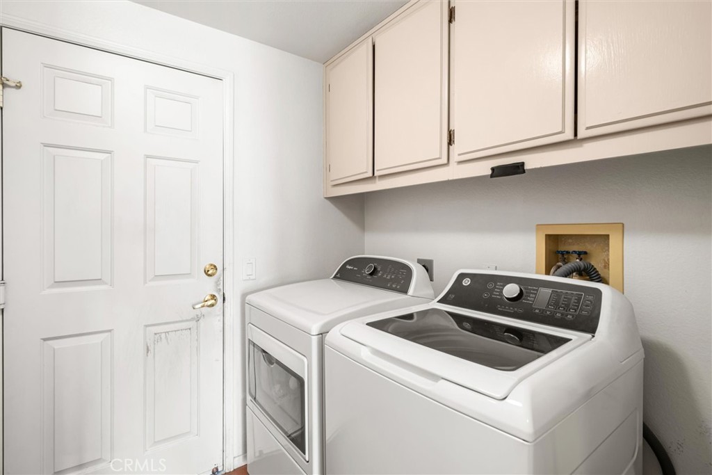 39680 Glenwood Court Property Photo 42
