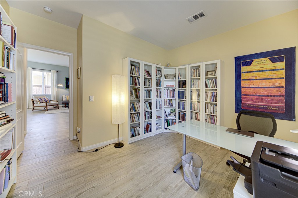 43075 Beamer Court Property Photo 17