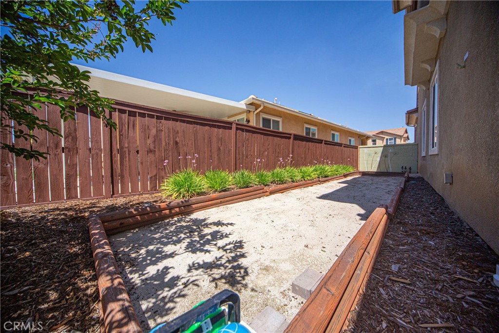 43075 Beamer Court Property Photo 28