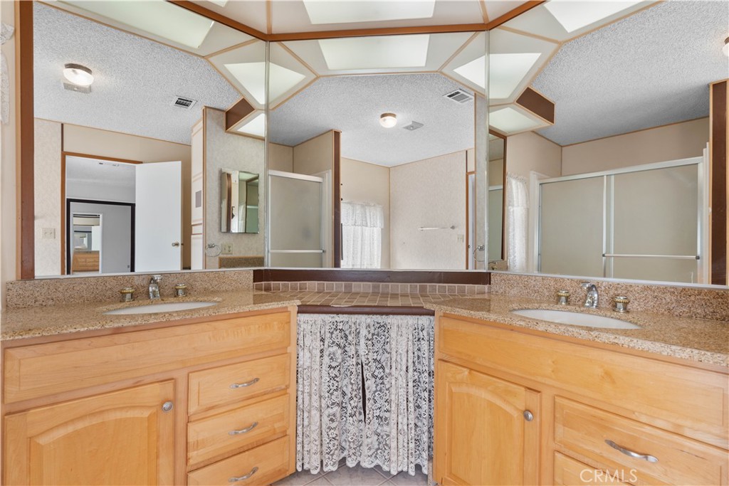 489 Crown Ridge Road Property Photo 20