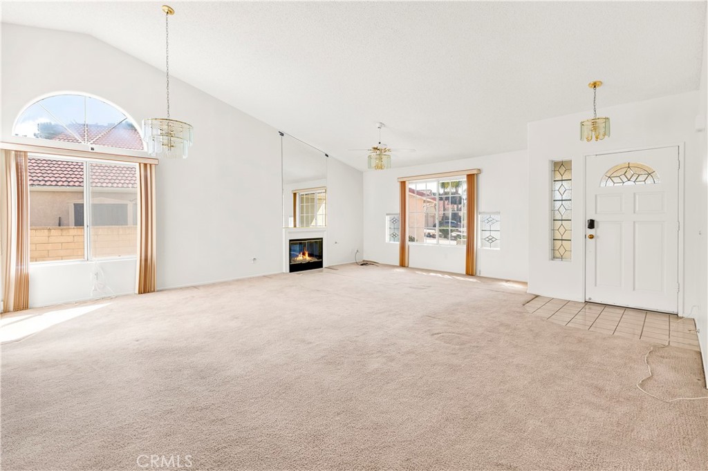 1886 Ash Tree Lane Property Photo 7