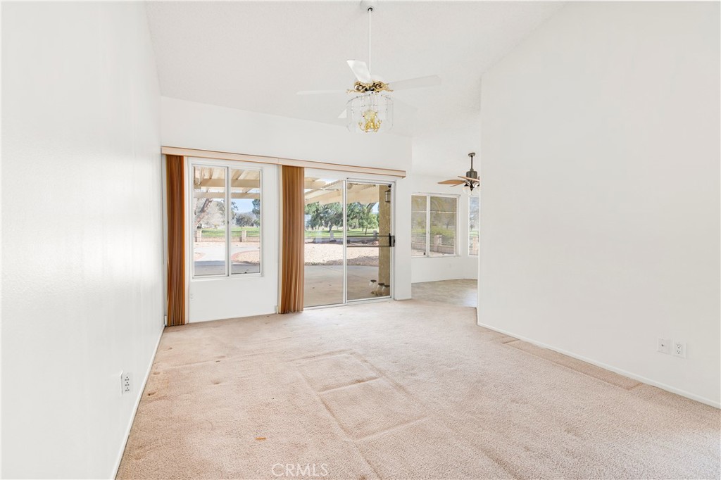 1886 Ash Tree Lane Property Photo 10