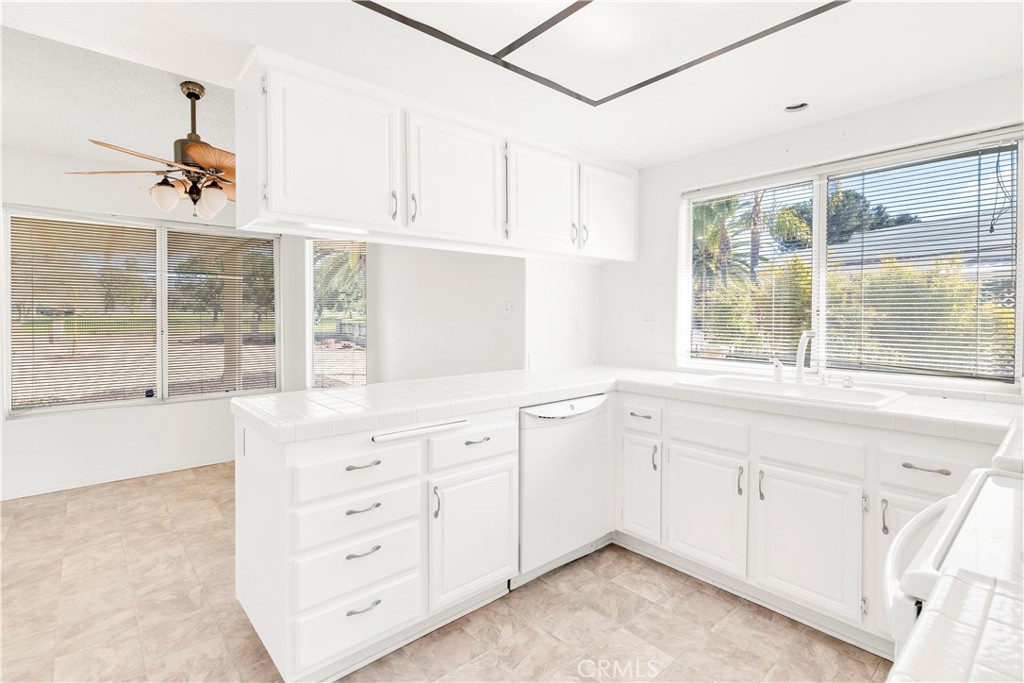 1886 Ash Tree Lane Property Photo 16
