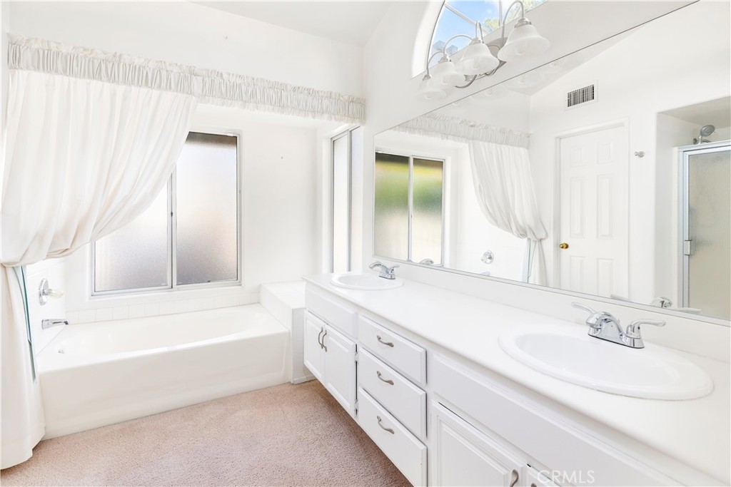1886 Ash Tree Lane Property Photo 26
