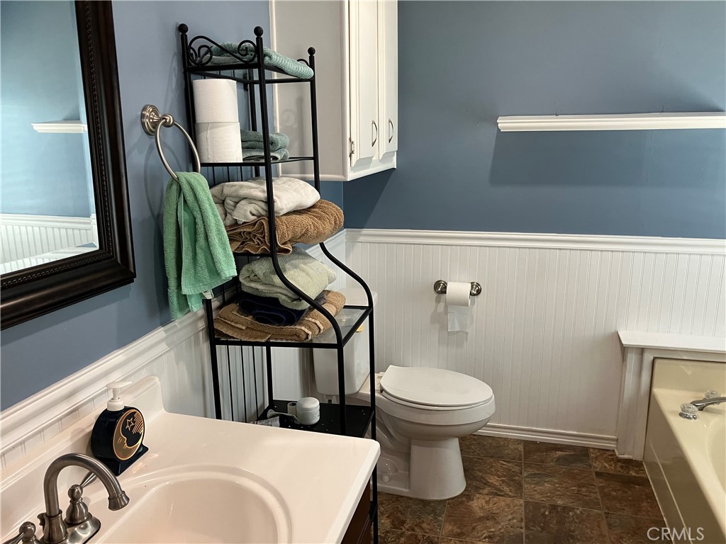 1250 N Kirby Street 77 Property Photo 12