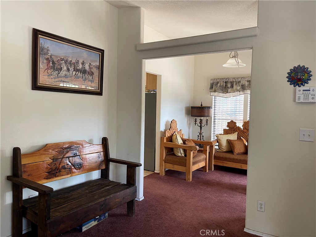 35125 Hobbiton Road Property Photo 6