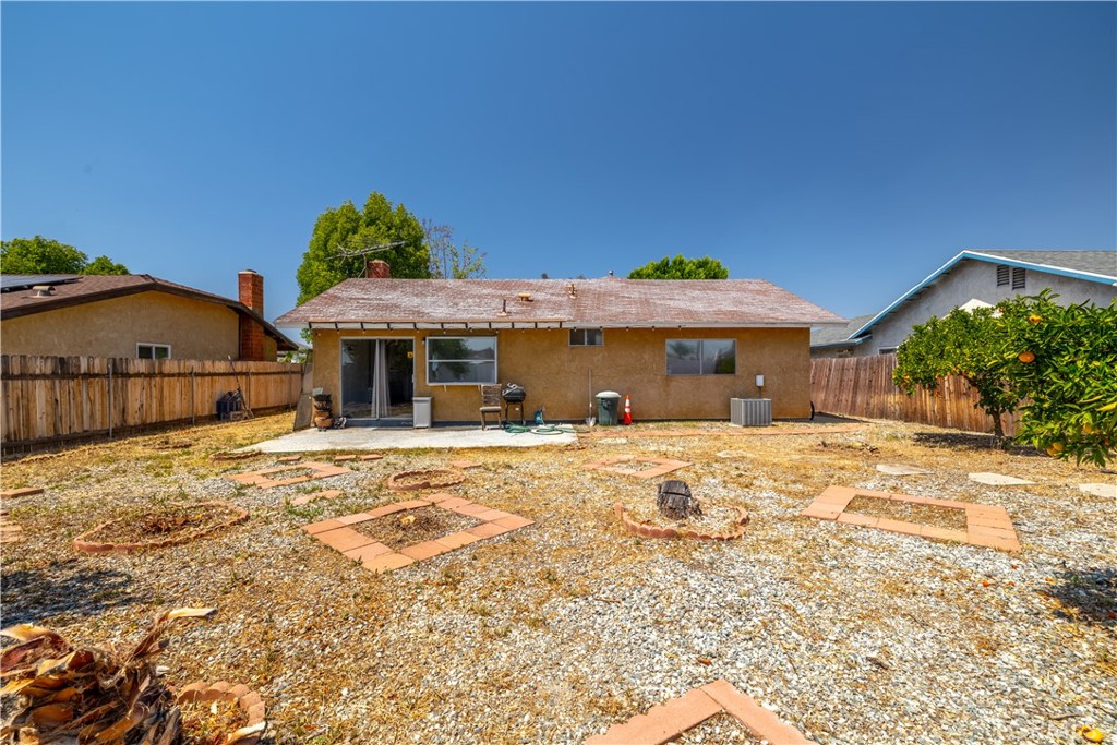 23621 Suncrest Avenue Property Photo 19