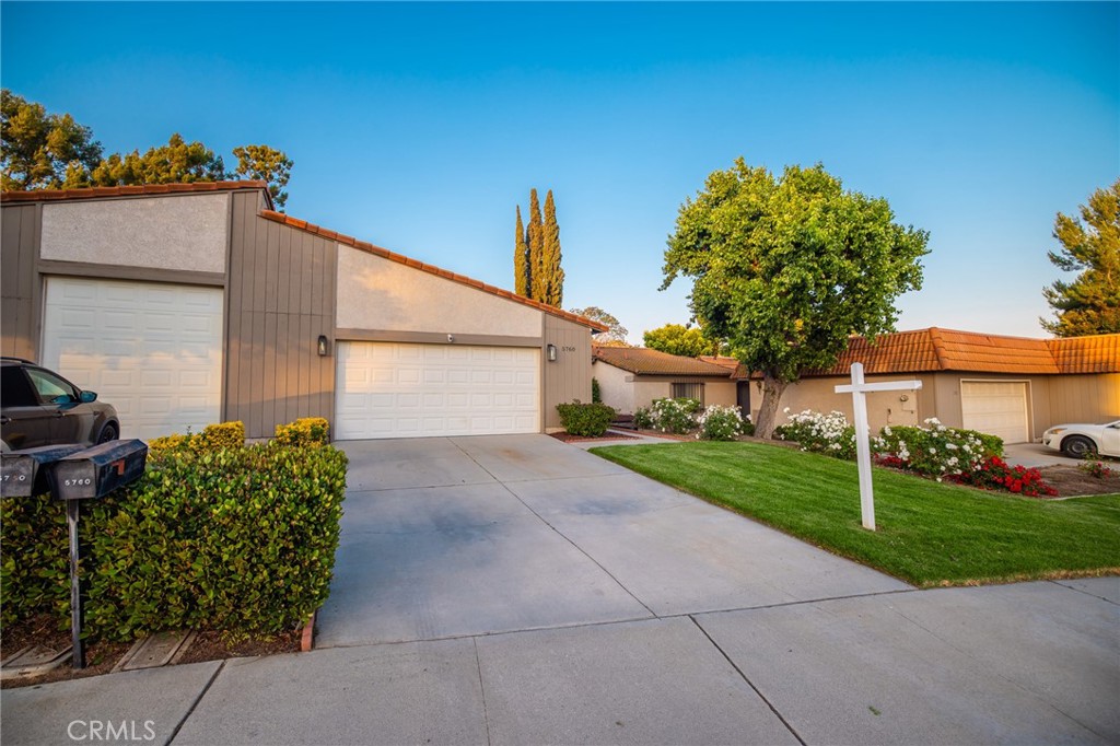5760 Falling Leaf Lane