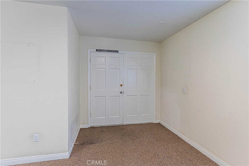 25050 Adams Avenue Property Photo 12