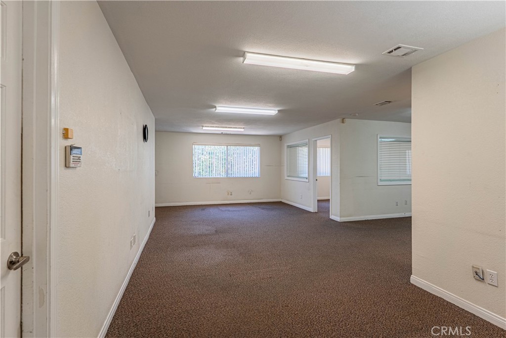 25050 Adams Avenue Property Photo 14