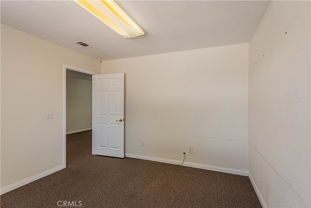 25050 Adams Avenue Property Photo 20