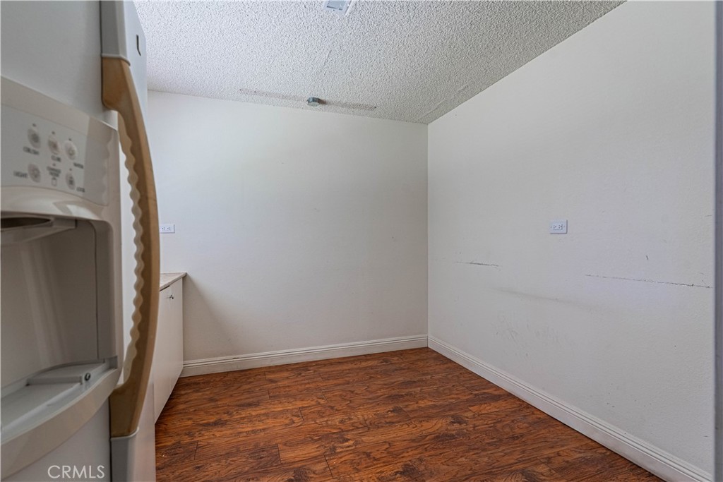 25050 Adams Avenue Property Photo 27