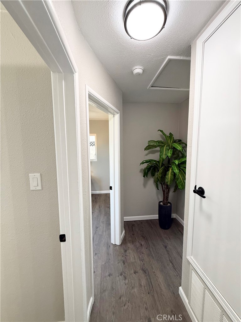 9196 Redwood Avenue Property Photo 11