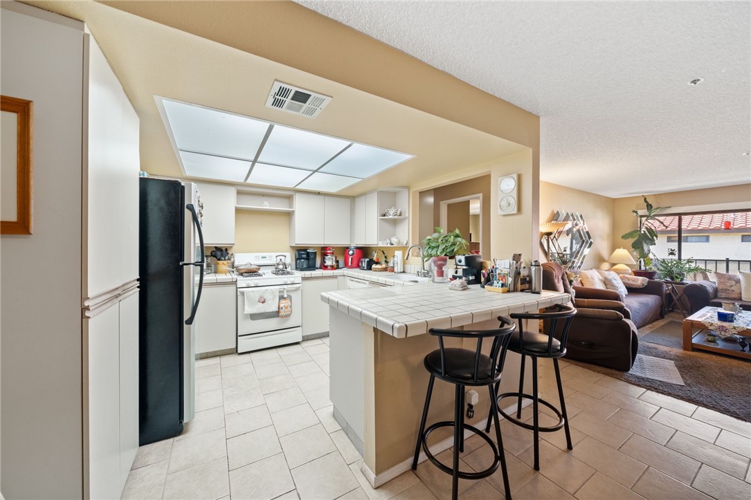 43195 Andrade Avenue L Property Photo 16